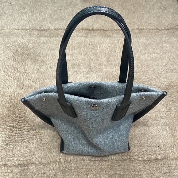 Longchamp Mini Flanelle Essential Tote Bag Wool Felt Gray New - Picture 5 of 8